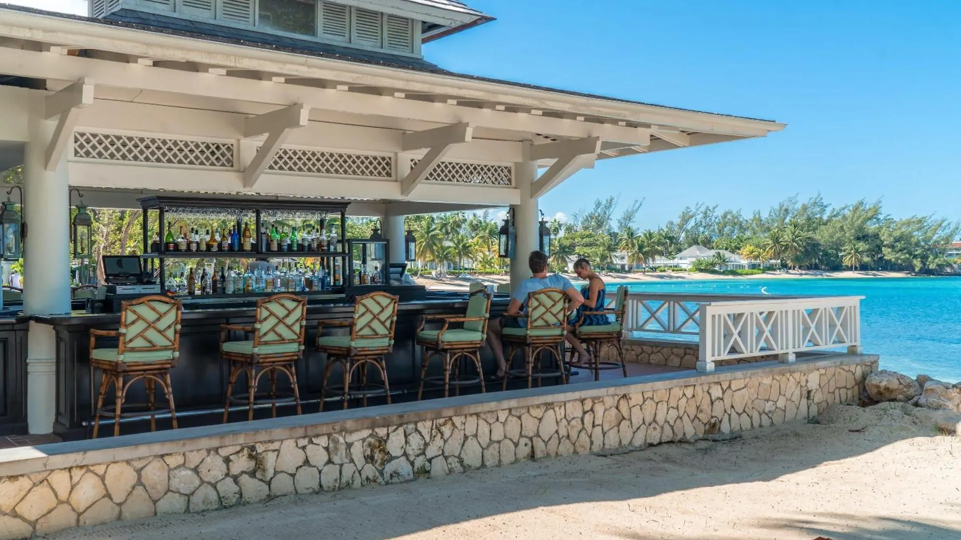 Hospitality Expert Bts 2 - Pool Beach & Chef Montego Bay Nyaraló